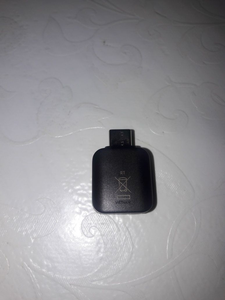 Продам оригинальный переходник Samsung OTG USB Type-C на USB