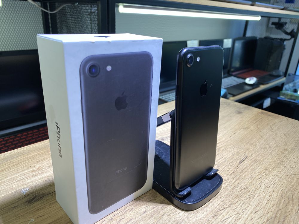 iPhone 7, 32 GB, АКБ73%, черный, 10444/А10