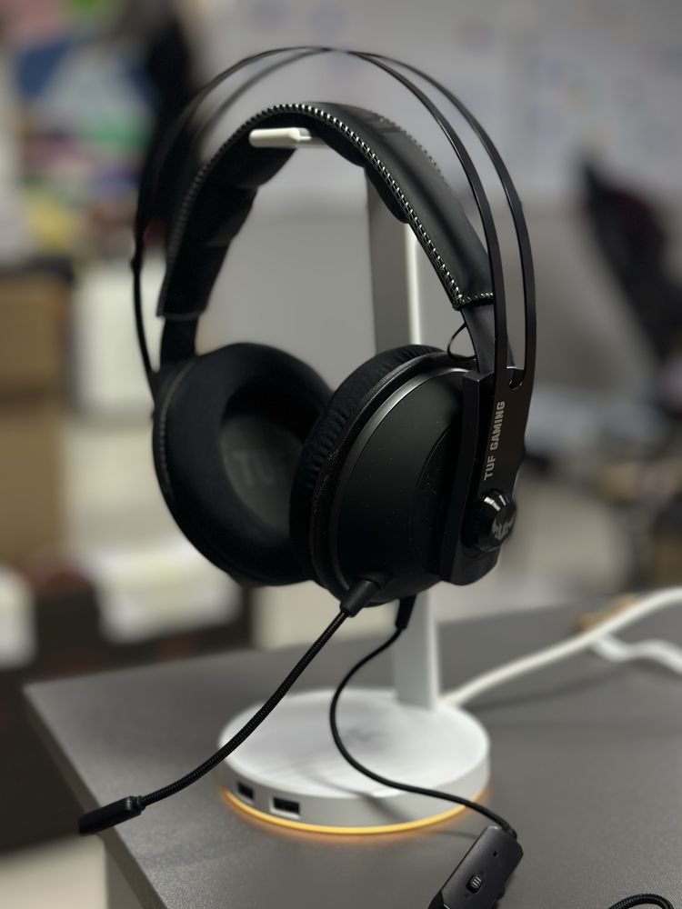 Игровая гарнитура/наушники ASUS TUF Gaming H7 Core