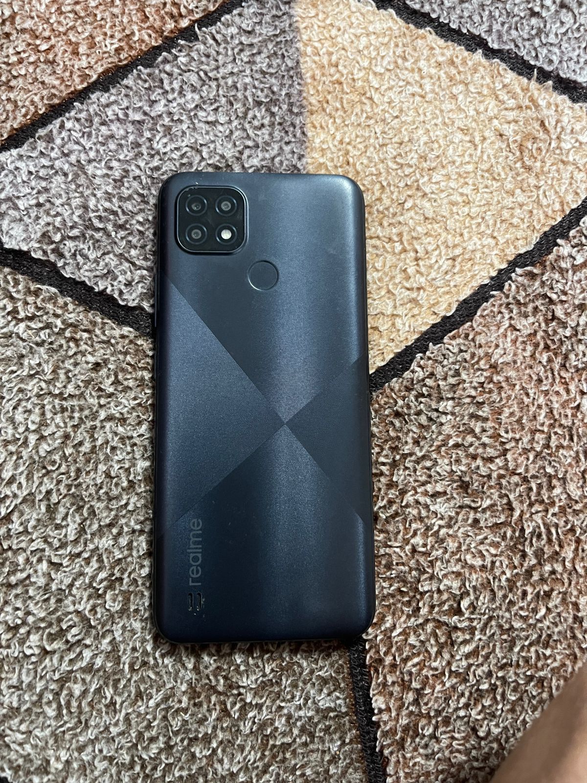 realme c21 в хорошем состоянии срочно