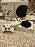 Xbox series s 512 gb 2 джойстика