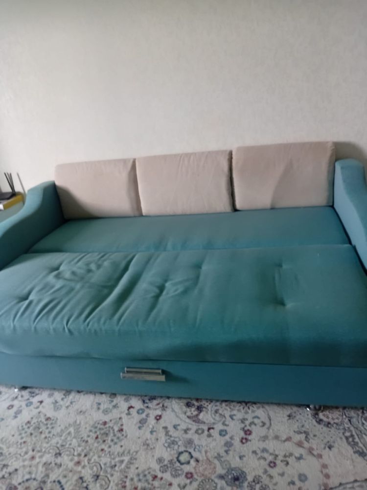 Продам диван самовывоз