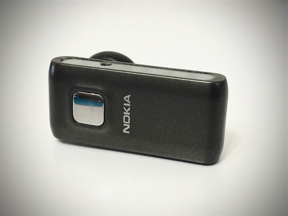 Работает с Айфонами и андроидами Гарнитура Bluetooth Nokia BH-800