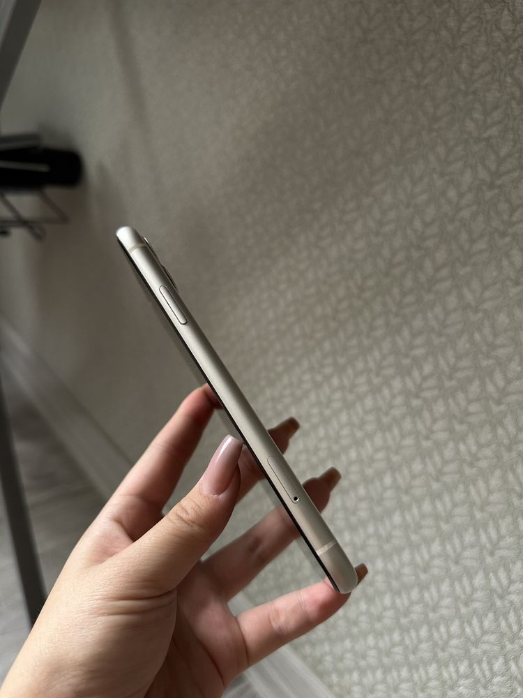 Продам iphone 11
