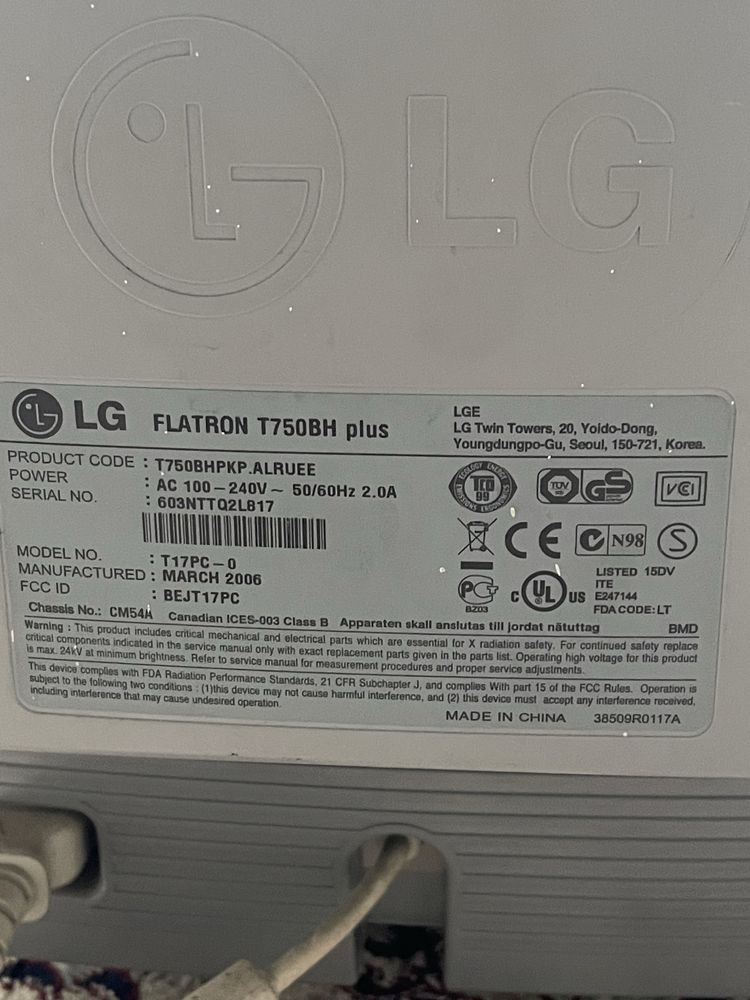 Монитор LG flatron t750bh plus