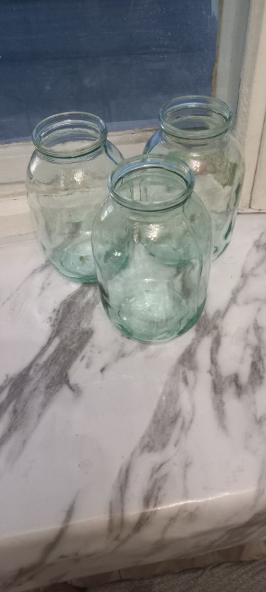 Продам банки 2х литровые