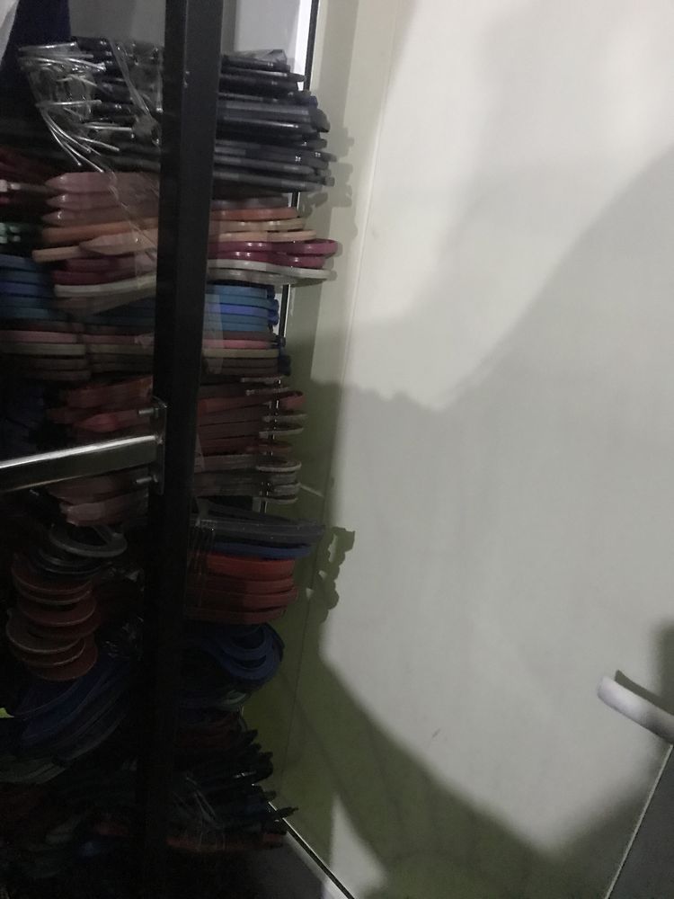 плечики продам