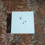 Оригинал AirPods