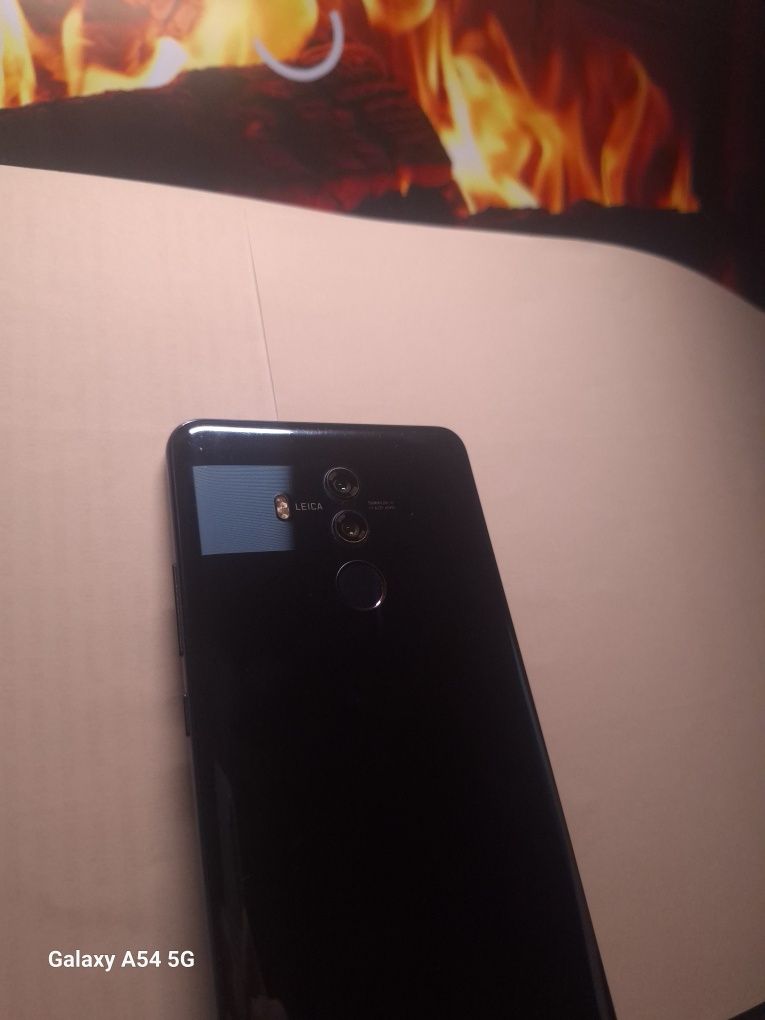 Обменяю Huawei Mate 10 Pro