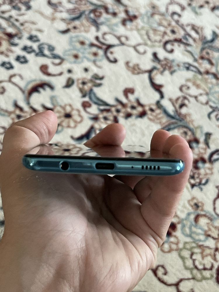 Samsung Galaxy A51/64gb - В хорошем состоянии