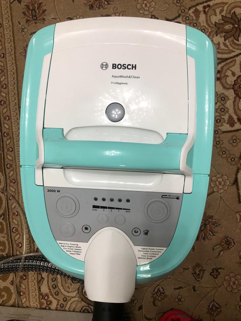 Продам моющий пылесос Bosch