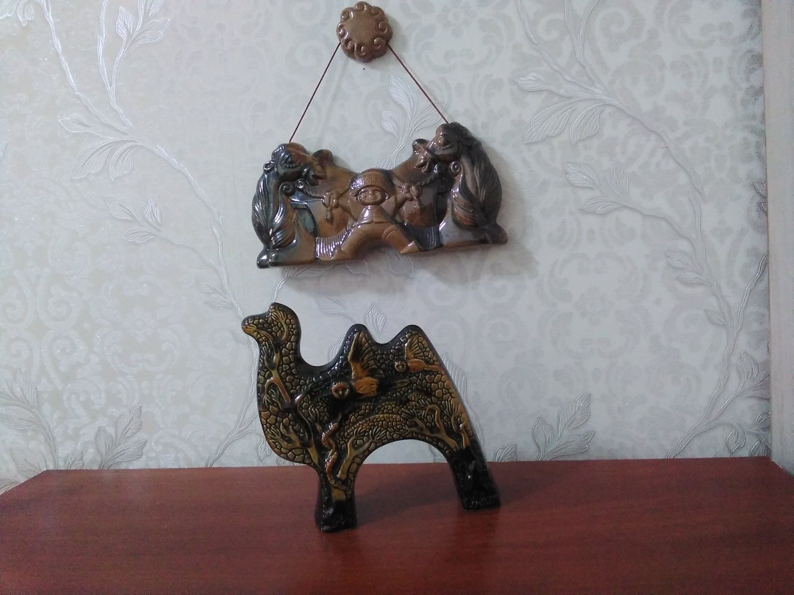 Настенное Панно и Статуэтка Верблюды производство СССР
