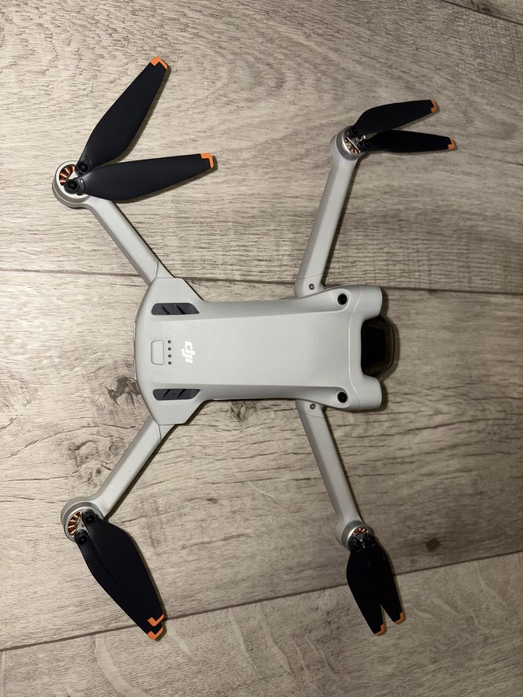 Дрон Dji mini 3 pro