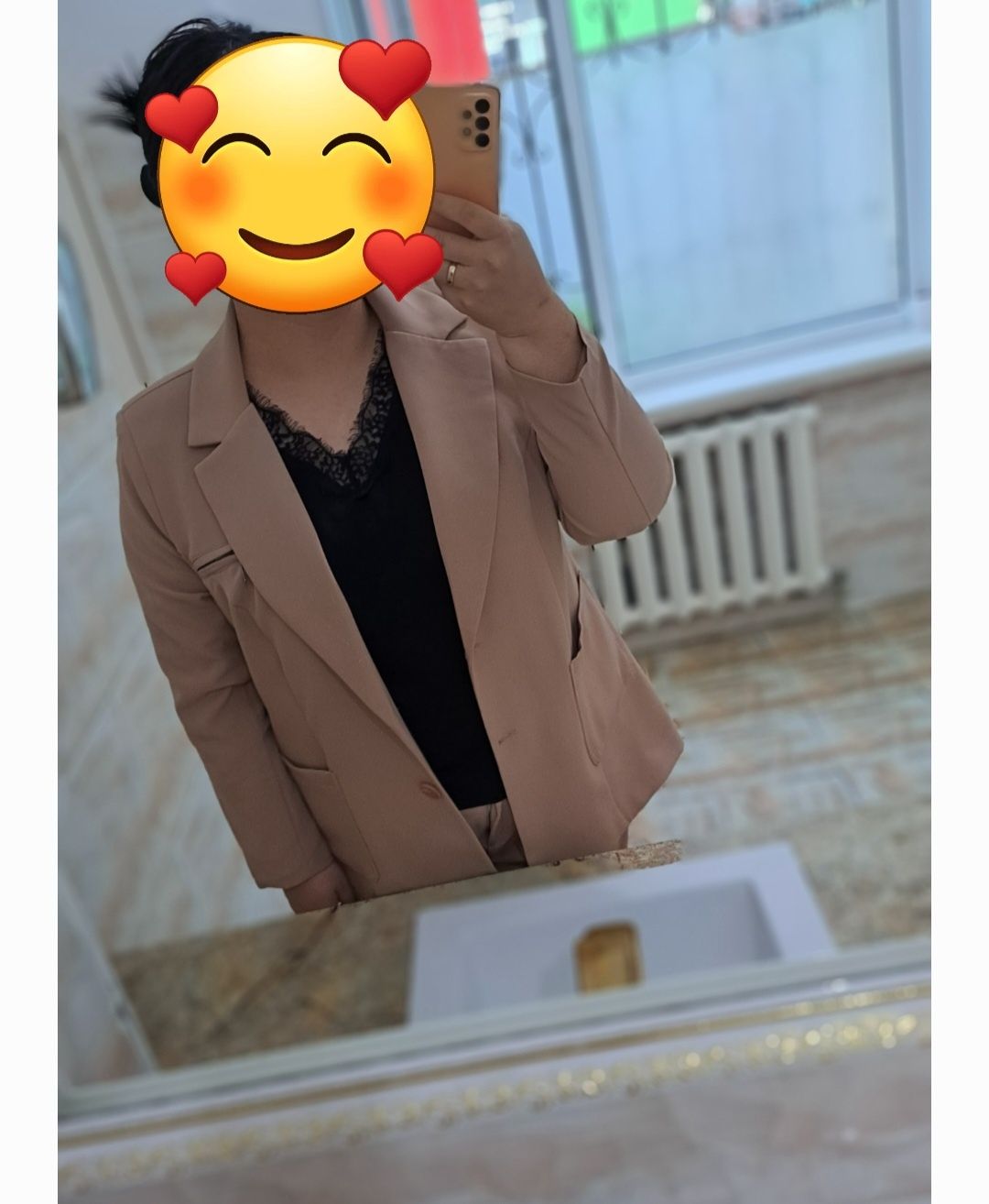 Срочно продам костюм