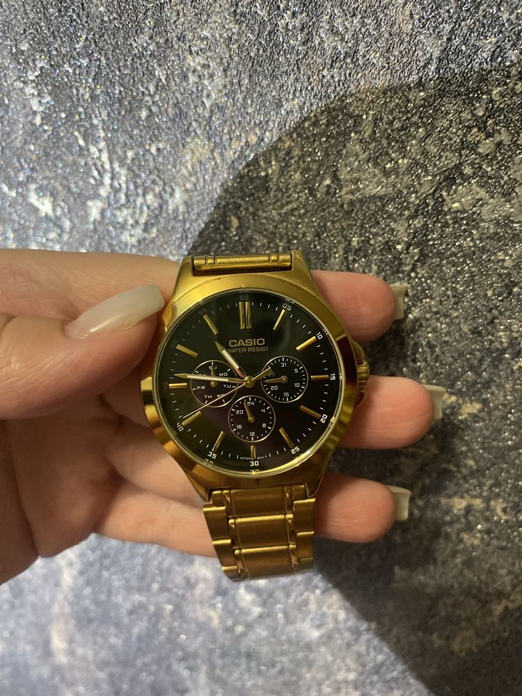 Часы Casio water resist