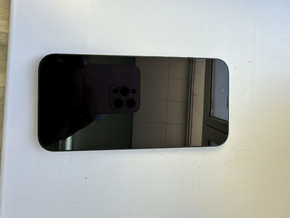 Iphone 13 в хорошем состоянии