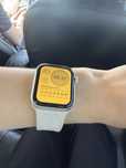 Смарт-часы Apple Watch SE 2023, 40mm Starlight Aluminium  продаю