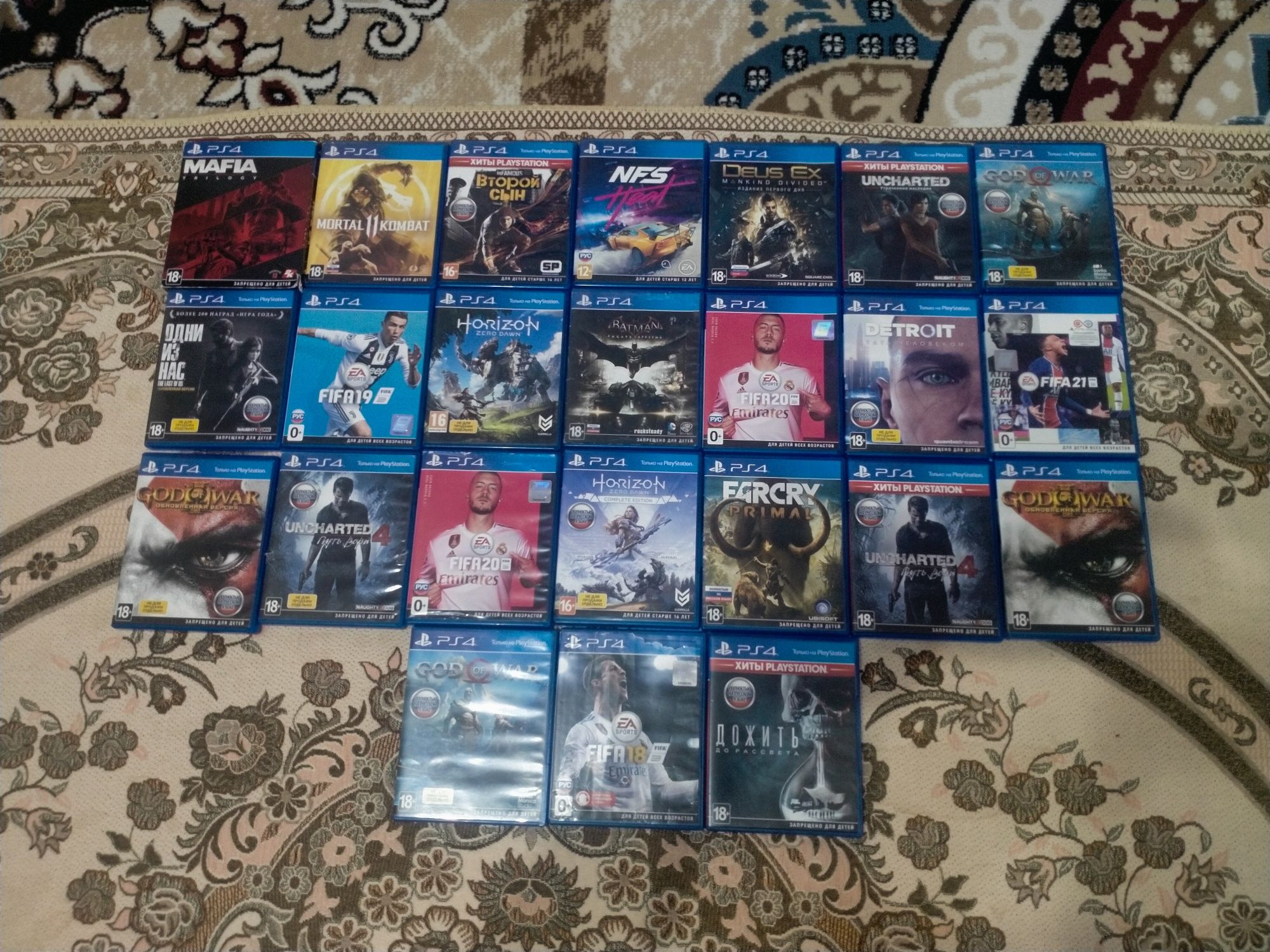 Ps4 pro продаю все идеальном состоянии если интересует пишите вацап