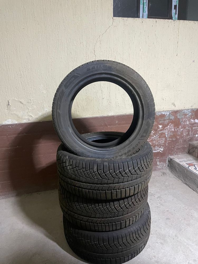 Зимние шины 255/45/R18
