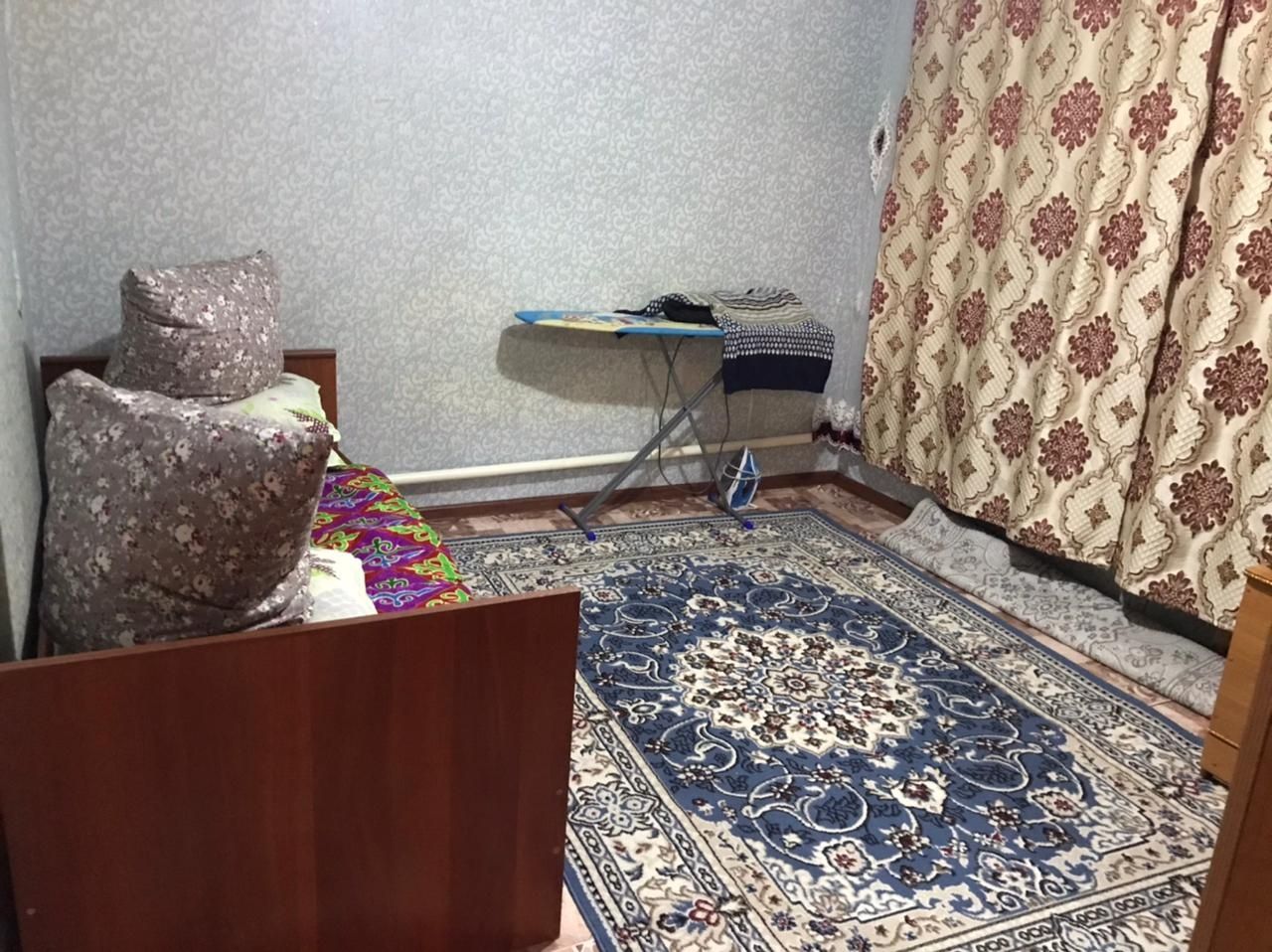 Жер үй сатылады.