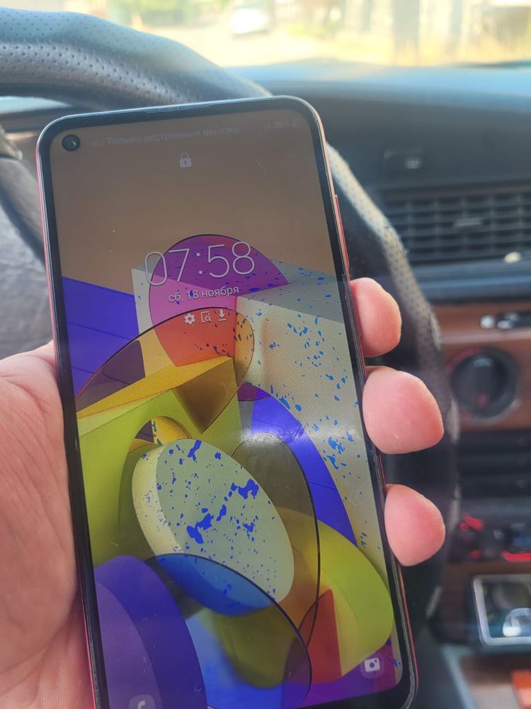 Продам samsung a 11