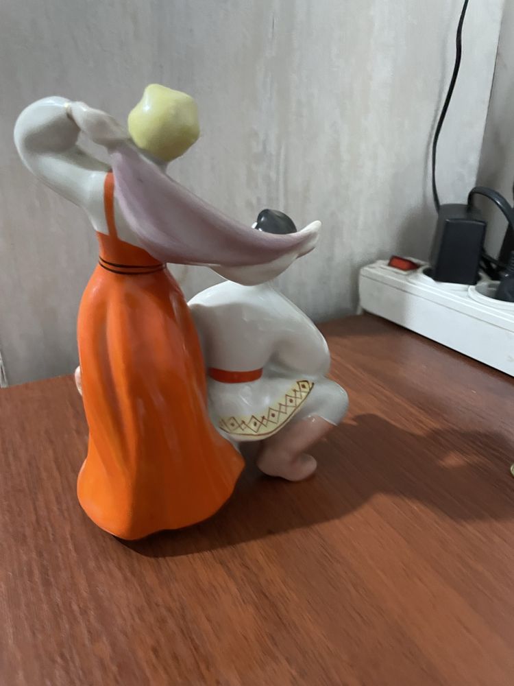 Советская статуэтка