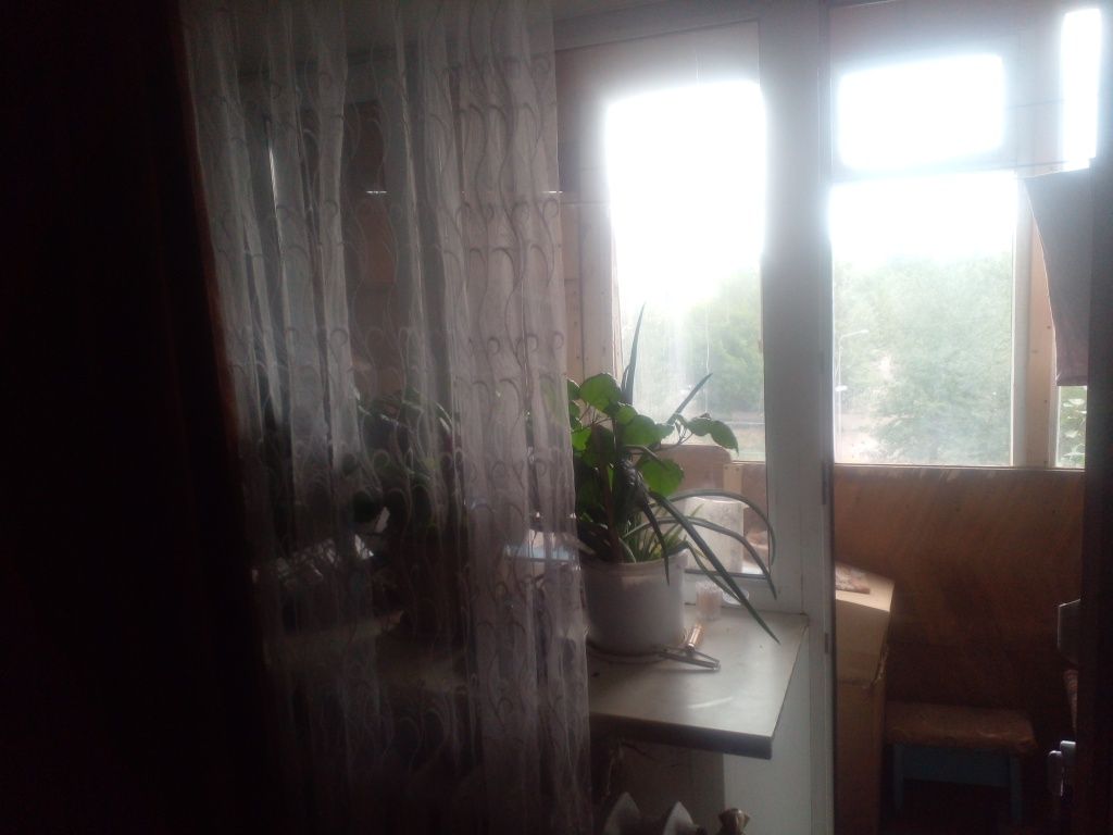 Продам двух комнатный квартиру