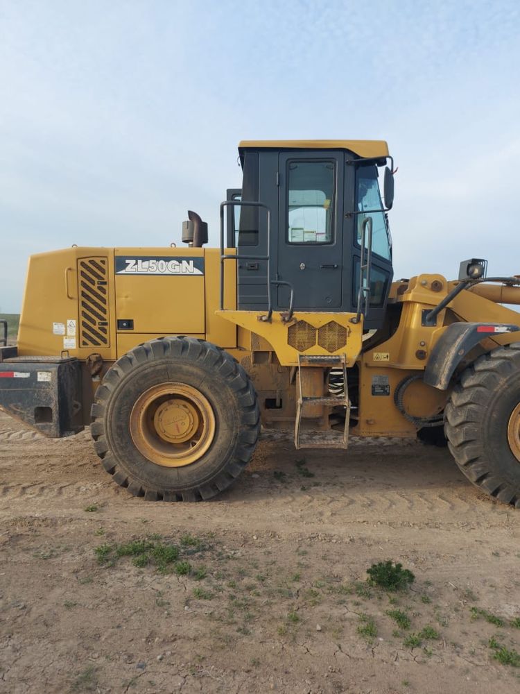 Сдается в аренду XCMG ZL50GN 2015 г.
