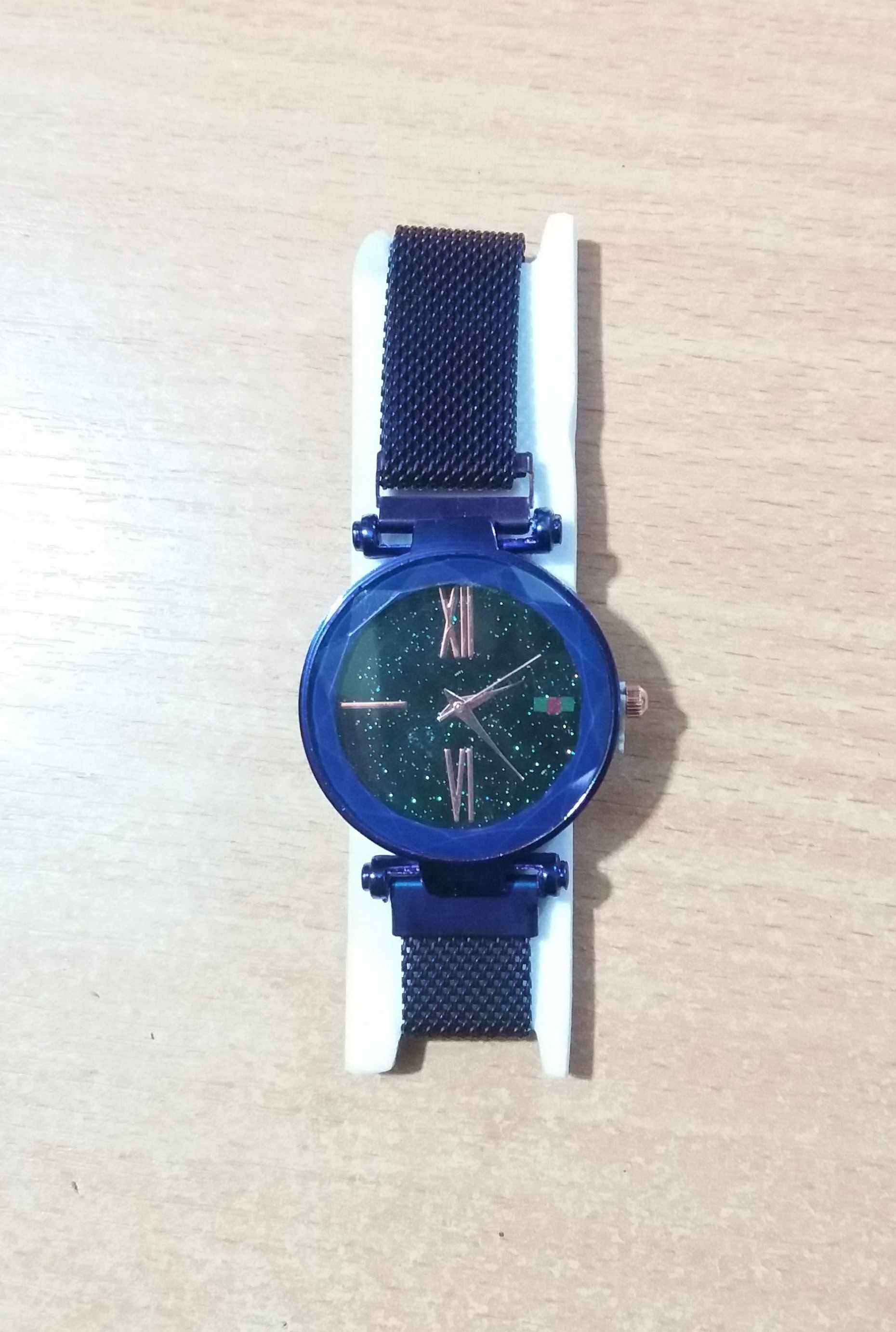 Часы  женские Starry Sky Watch на магнитном ремешке