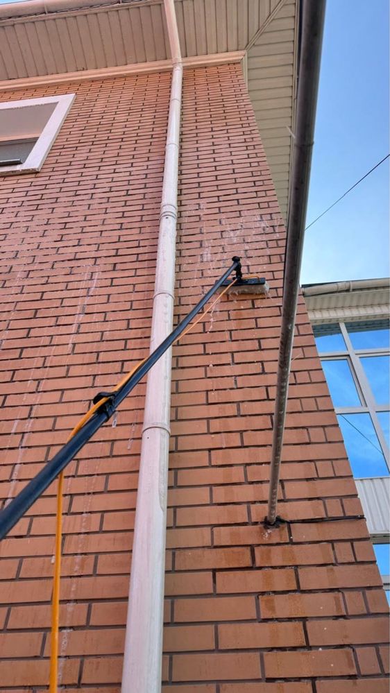 Мойка окон, мытье фасада без альпинистов