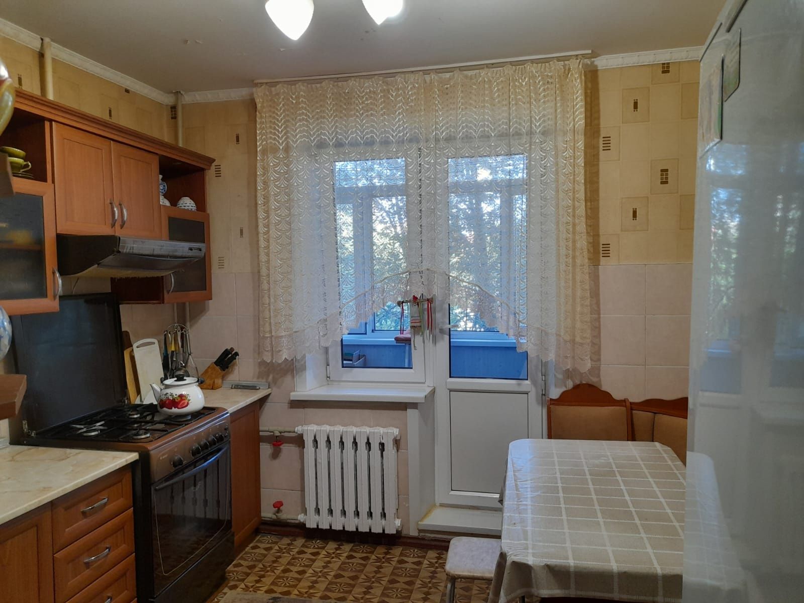 Продам трехкомнатную квартиру