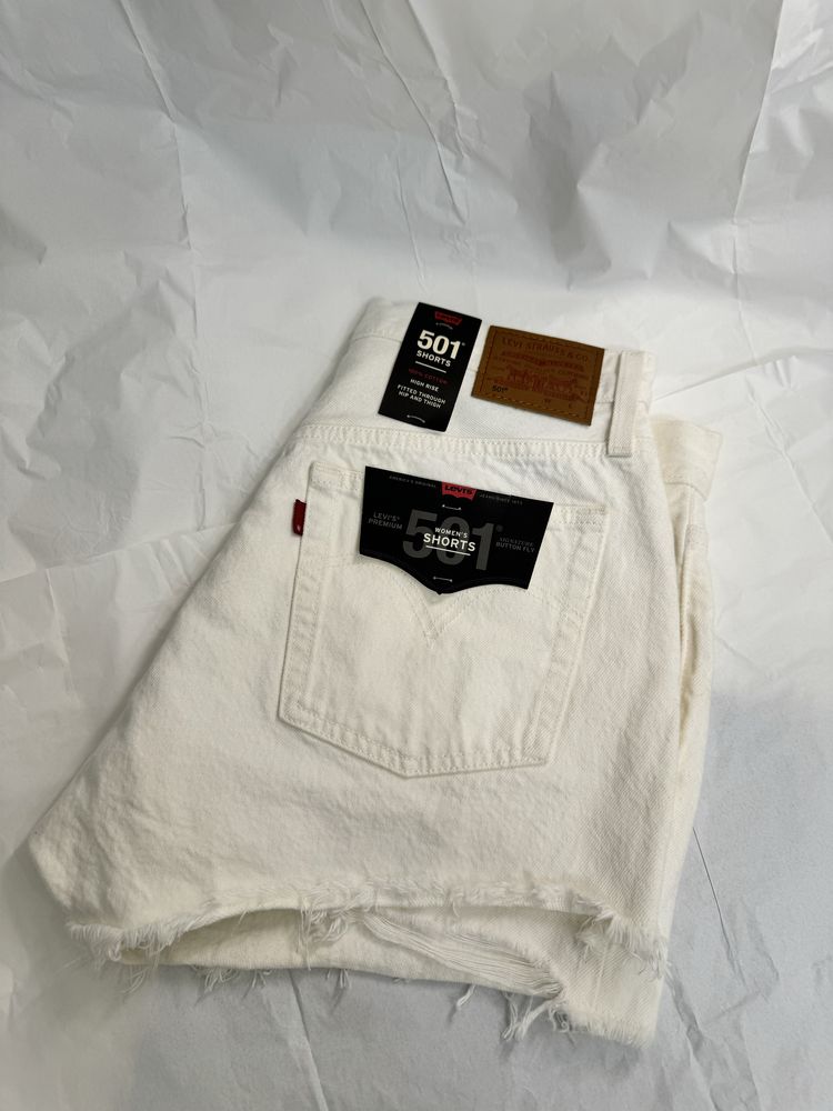 Шорты Levis!