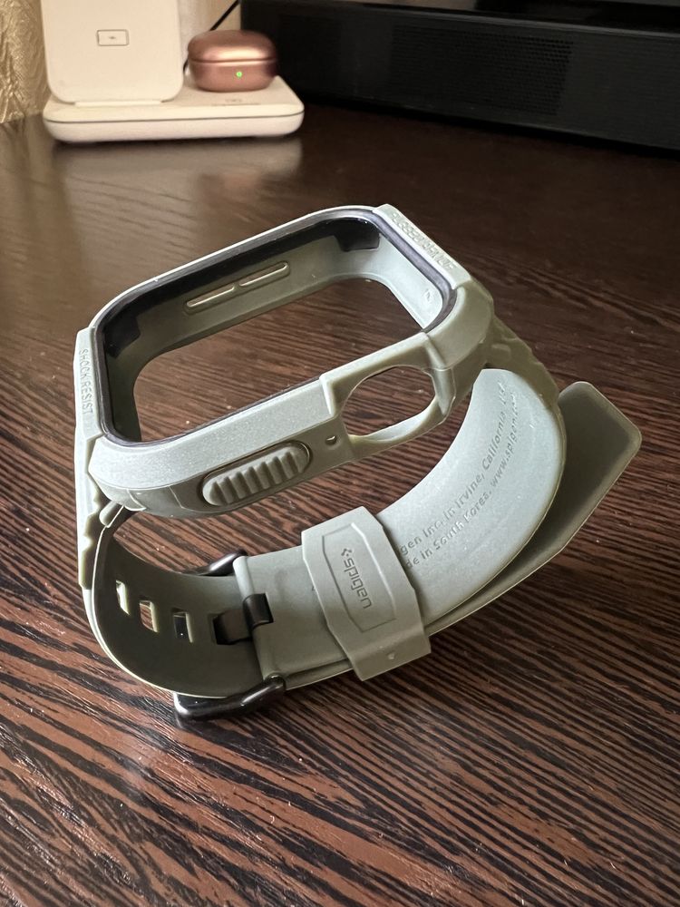 Защита для Apple Watch 45mm, Spigen