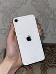 iPhone SE 2020 | Белый | 64 ГБ | Отличное состояние