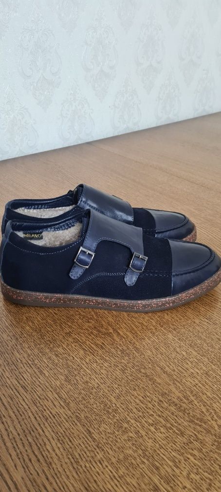 Продам мужскую обувь