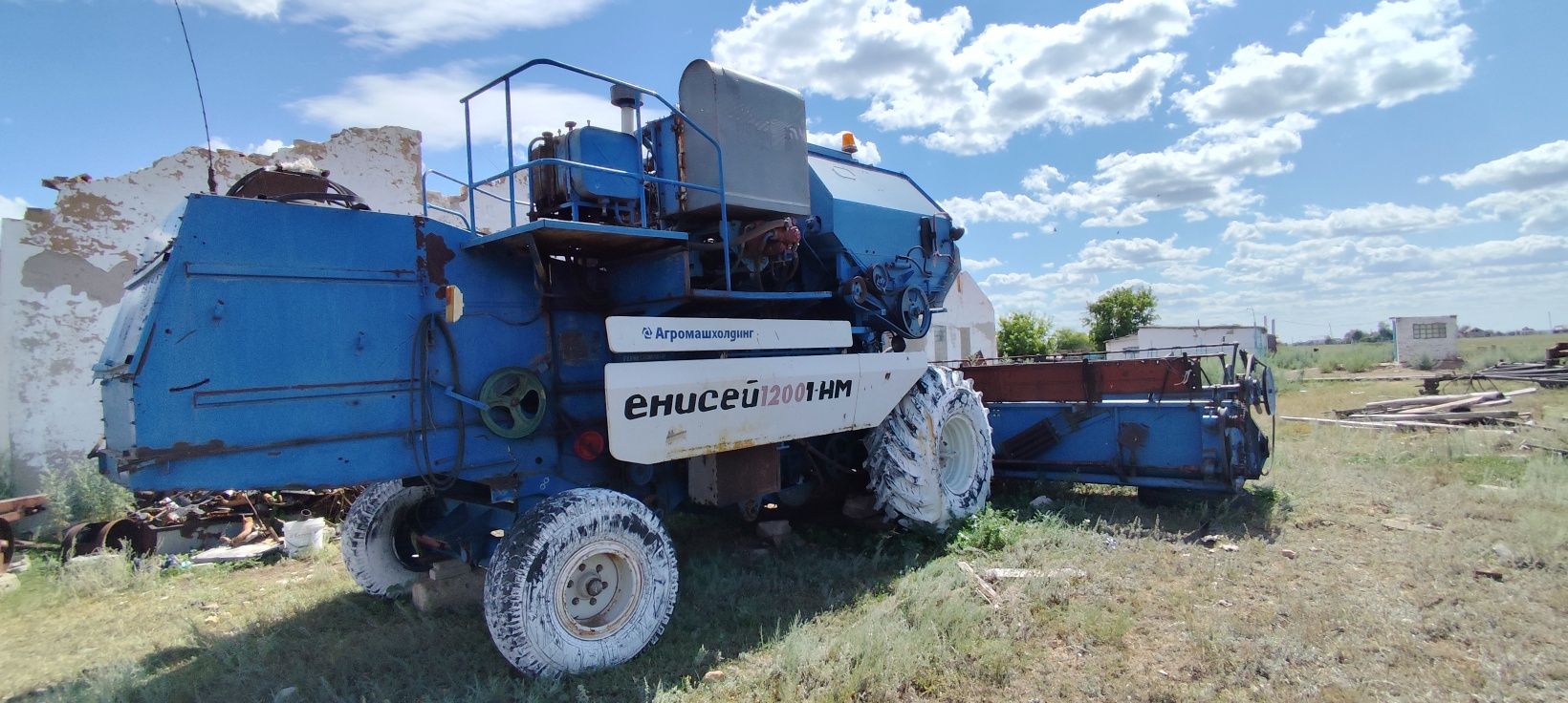 Комбайн енесей 1200-1 нм