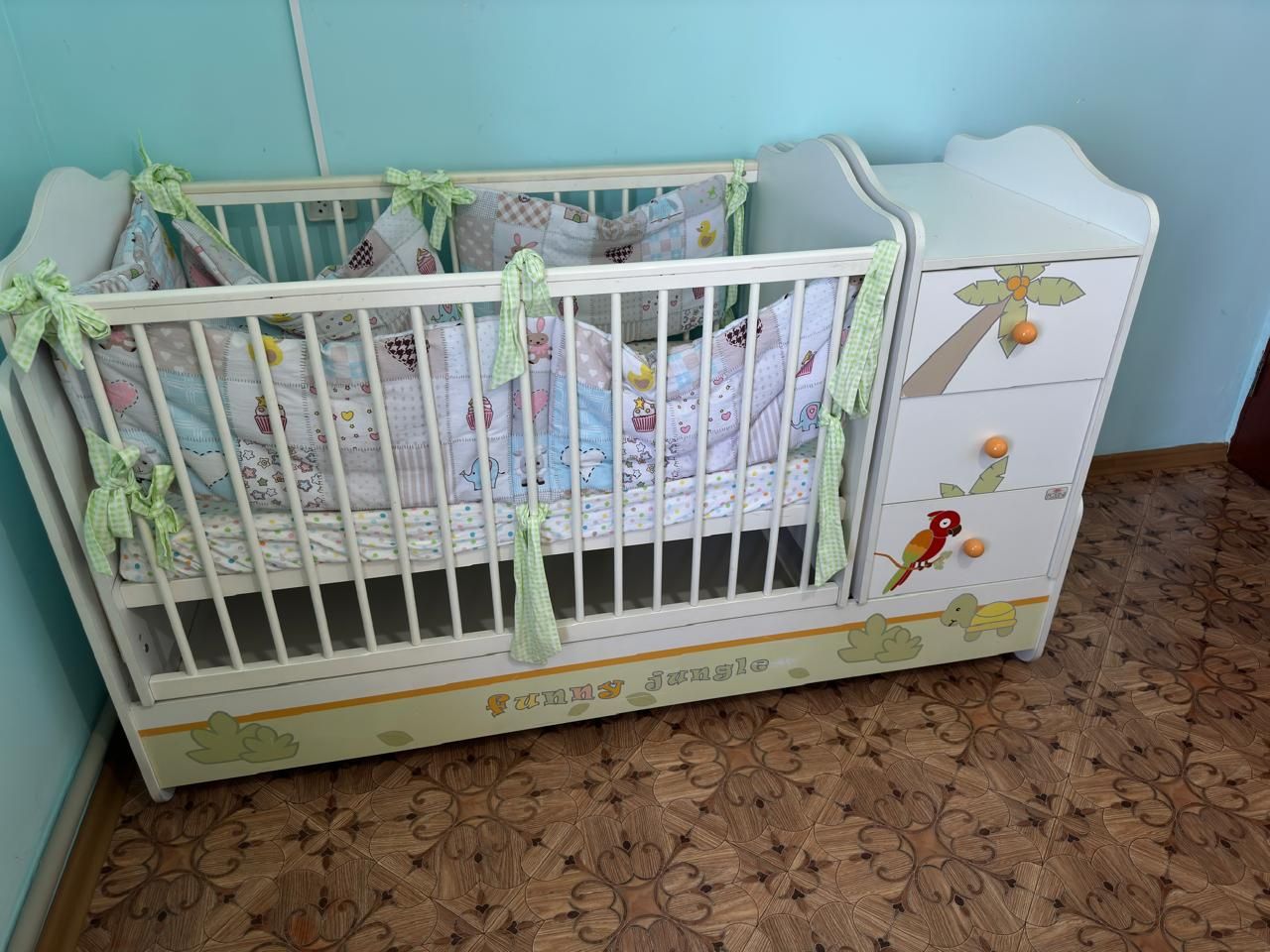 Продается детская кроватка