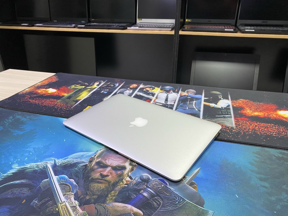 MacBook Air 11 (2014) Core i5! 4GB! SSD 256GB! Цикл 1246!!!ГАРАНТИЯ!!!