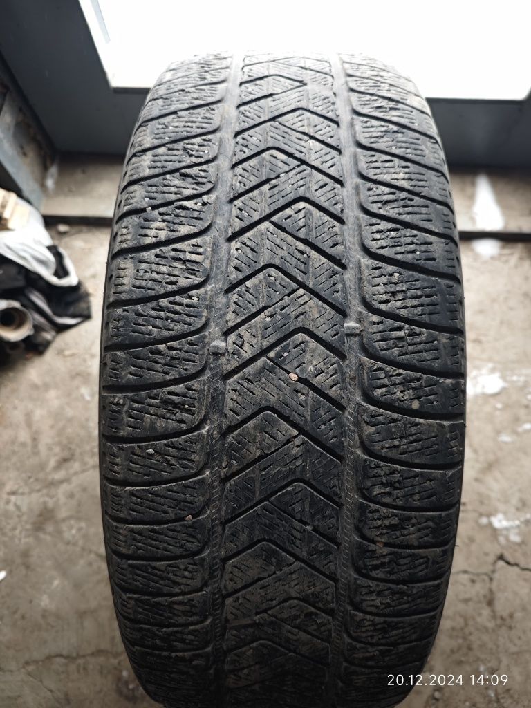255/55 R20 110V без шипов Scorpion Winter