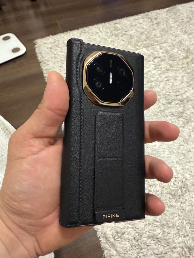 Смартфон Huawei mate xt