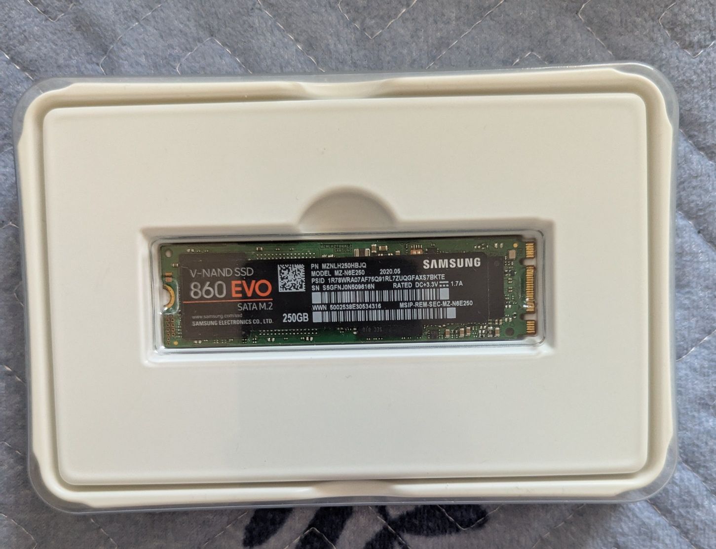Твердотельный диск(SSD диск) - Samsung 860E EVO SATA M.2