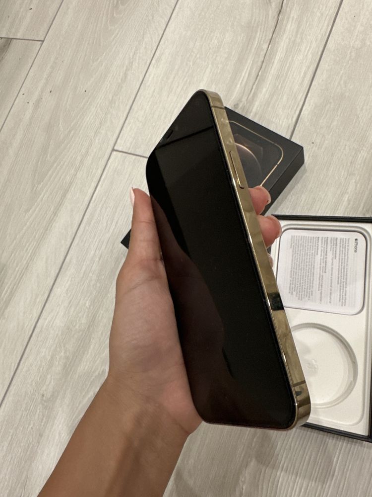 iPhone 12 Pro. 256gb, золотой, 85%