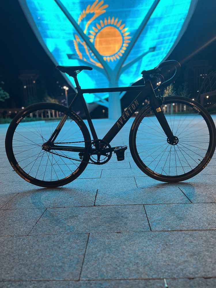Фикс Aventon cordoba . Fixed gear