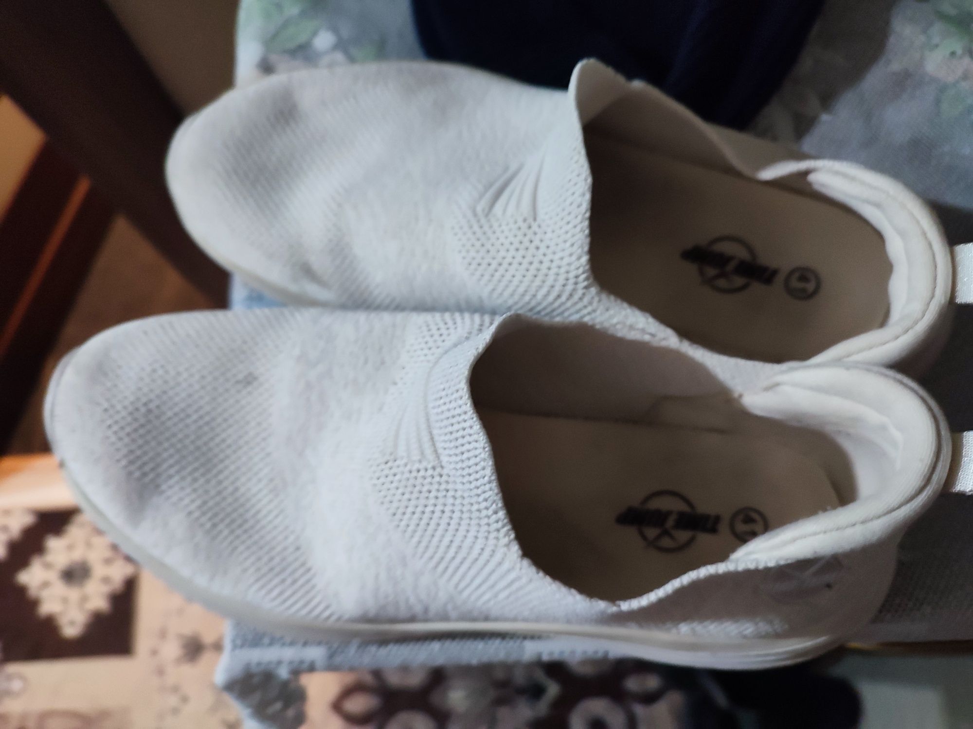 Продам б/у женские башмаки