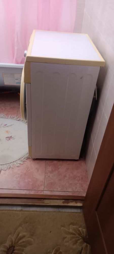 Продам срочно стиральную машину