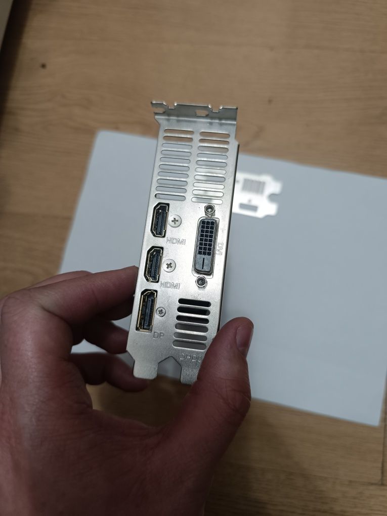 Продам gtx1050 2gb 128bit low profile