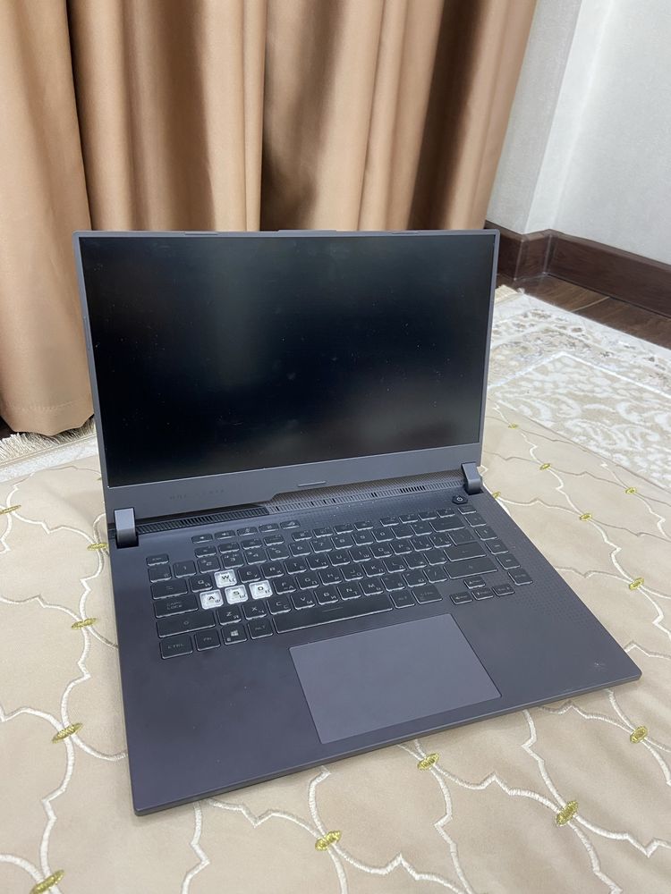 Ноутбук ASUS ROG Strix 15.6 / 16гб / SSD 512гб