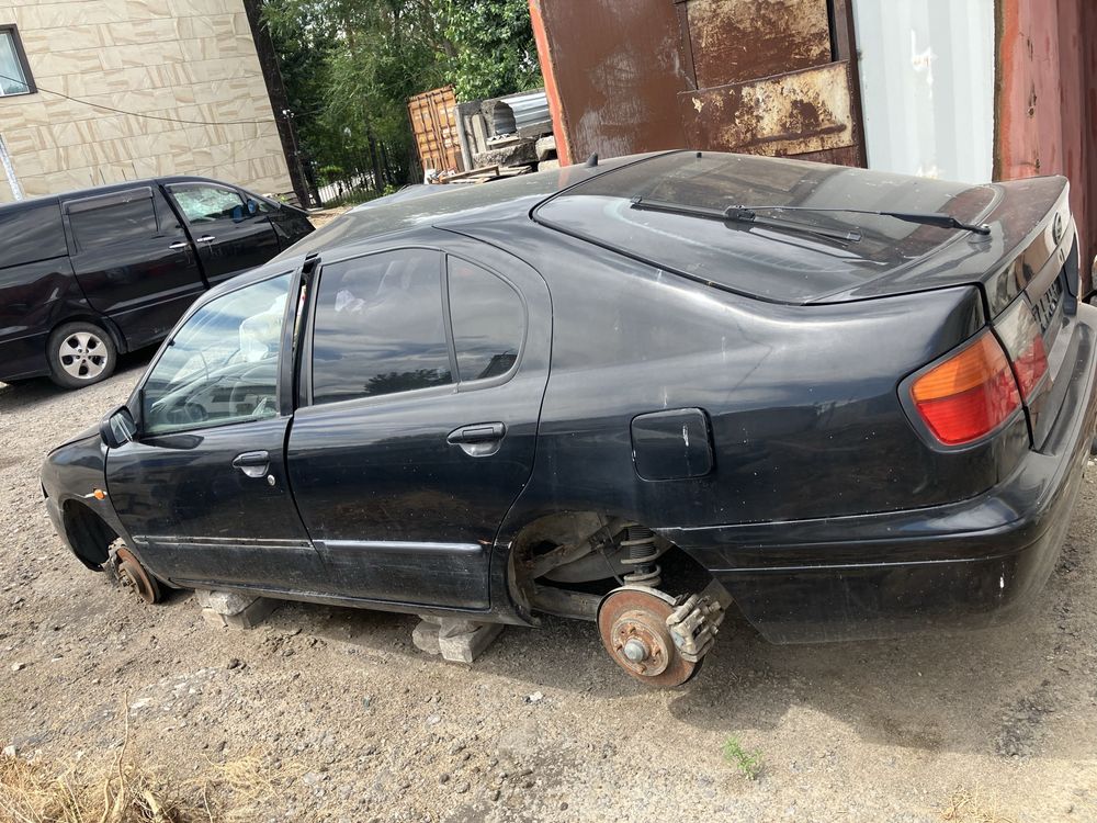 Nissan Primera 98