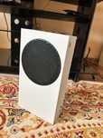 Продам Xbox Series S