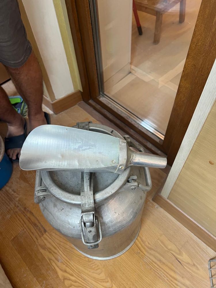 Продается фляга из алюминия пищевая , почти новая